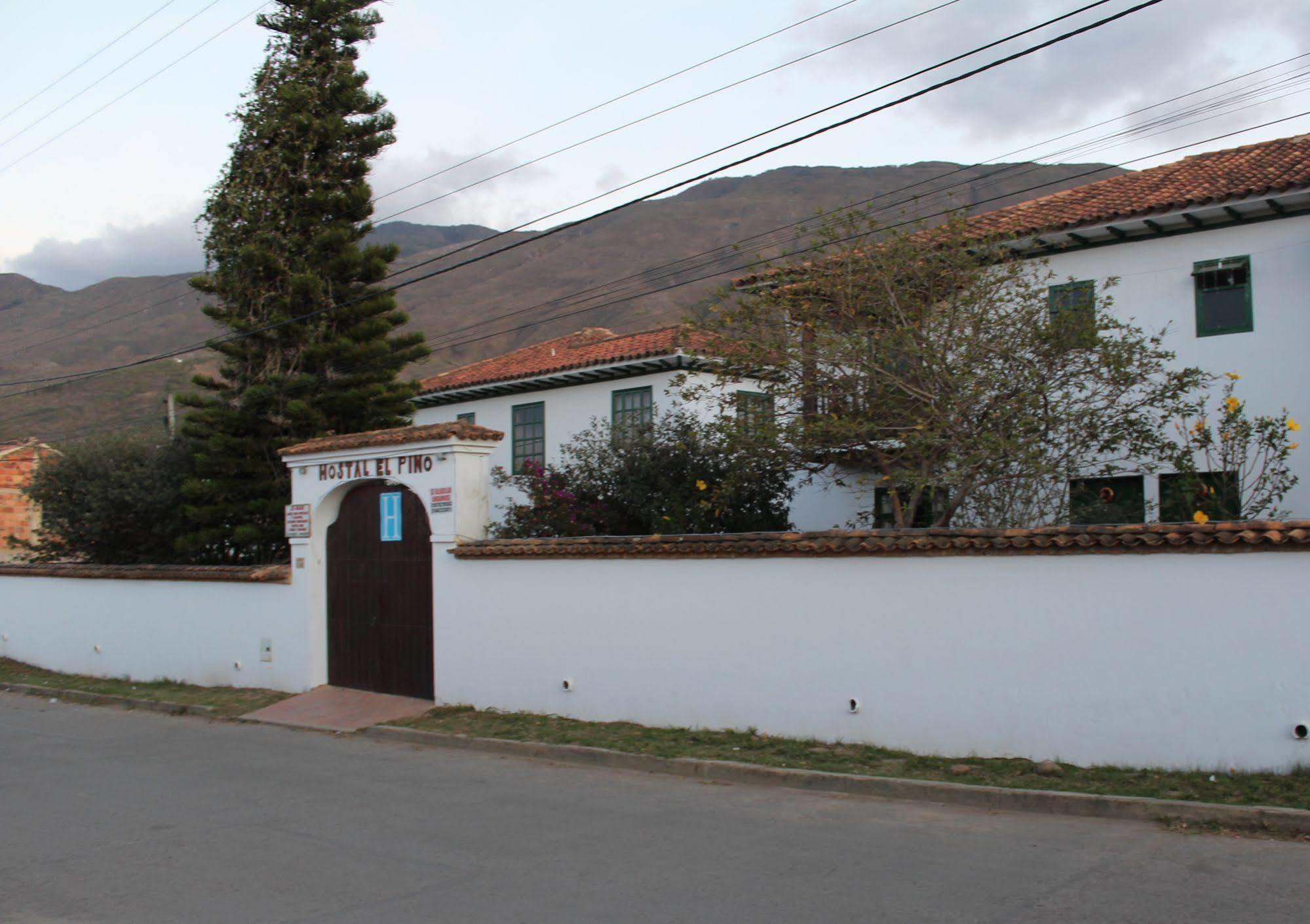 וילה דה לייבה Hostal El Pino מראה חיצוני תמונה